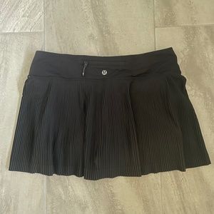 Lululemon Black Pleated Skort/Skirt